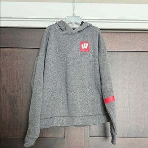 Under Armour Women’s University of Wisconsin Hoodie Sweatshirt size Small